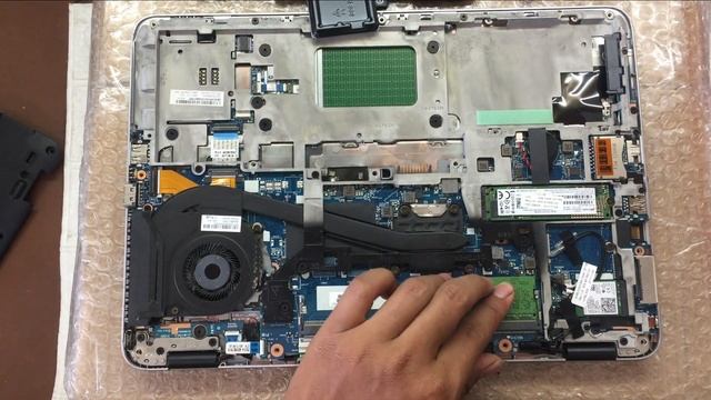 Review Hp Elitebook 840 G4. Spek Gaming Harga Miring. 2022 смотреть онлайн