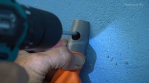 Как просверлить бетонную стену без пыли и мусора