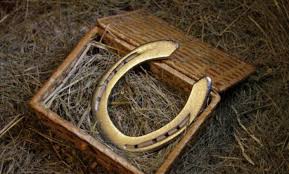 СЧАСТЛИВАЯ  ПОДКОВА. ДЛЯ ВСЕХ. ВЕДЬМИНА ИЗБА. ИНГА ХОСРОЕВА.mp4