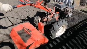 С фрезой для мотоблока Агро обрабатываем почву. #мотоблок #полезныесоветы #деревня