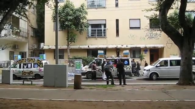 Хасиды на проспекте Ротшильда смотреть онлайн