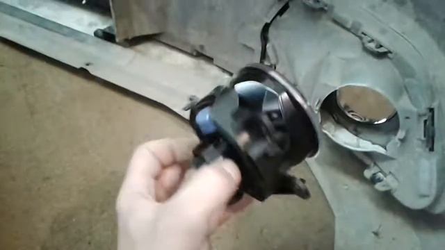 Рено Логан новый установка туманок ПТФ Renault LOGAN смотреть онлайн