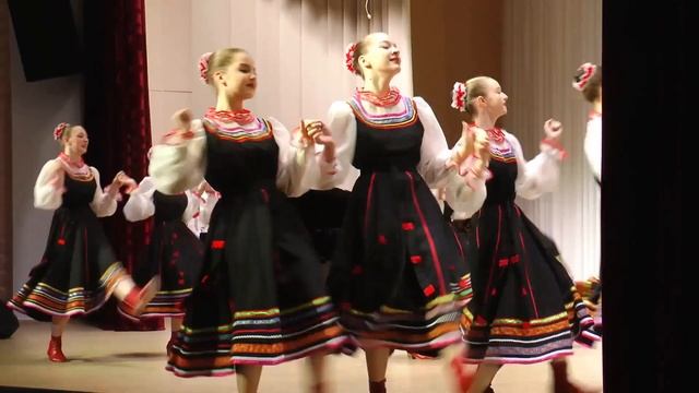 «Закрутиха» - старшая группа (РПО-2) смотреть онлайн