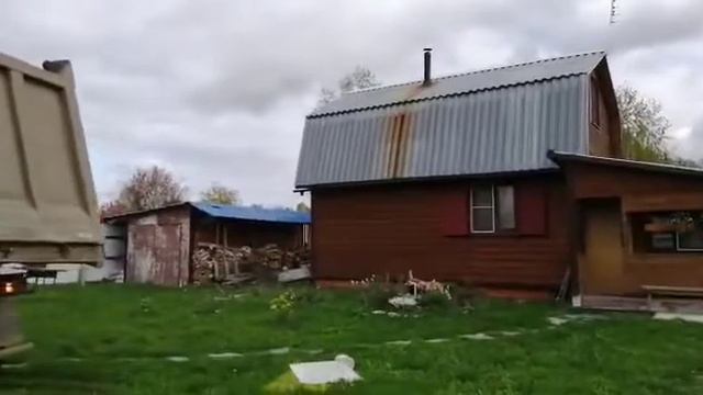 Доставка 20 м3 песка карьерного (он же отсев /Пгс ) с присутствием камешков фракцией 0,5 мм в Лютов смотреть онлайн