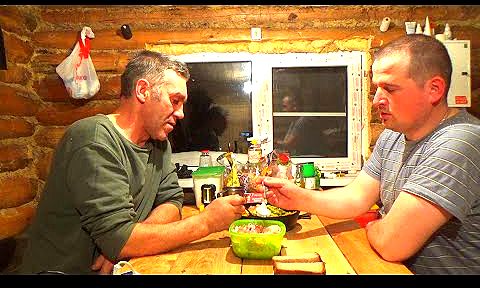 2 ЗИМНЯЯ РЫБАЛКА НА ХАРИУСА 2019-2020 _ Клевало так, что удочки устали! Часть 2.mp4 смотреть онлайн