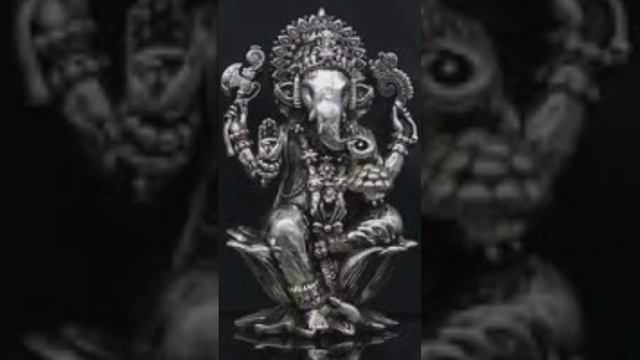 Om ganeshay namah. ?????????????#short #om #mantra #shiva #babaji #ramayan #viral #hanuman #ganesha смотреть онлайн