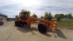 Автогрейдер ДЗ-122 Б new (video4)