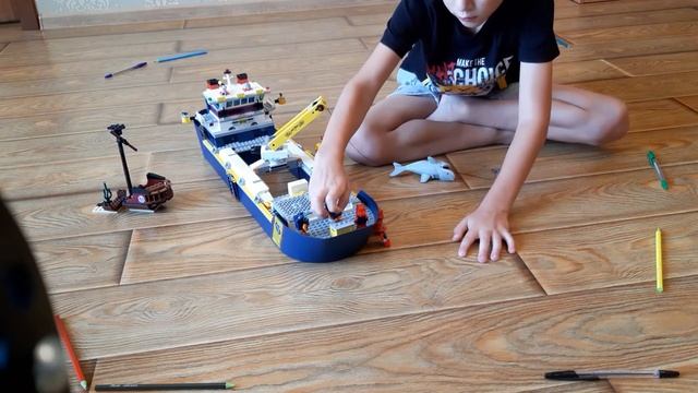 Обзор Lego корабль исследователь смотреть онлайн