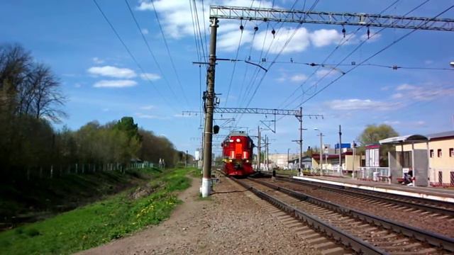 Грузовой состав с ТЭМ18В-009 следует с Доронинской по станции Дорошиха смотреть онлайн