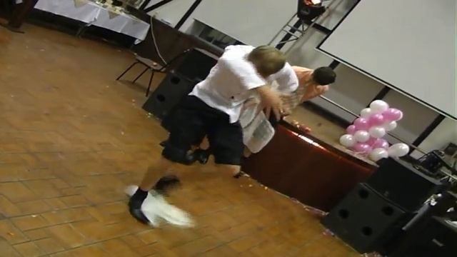 танец пьяных лебедей.avi смотреть онлайн