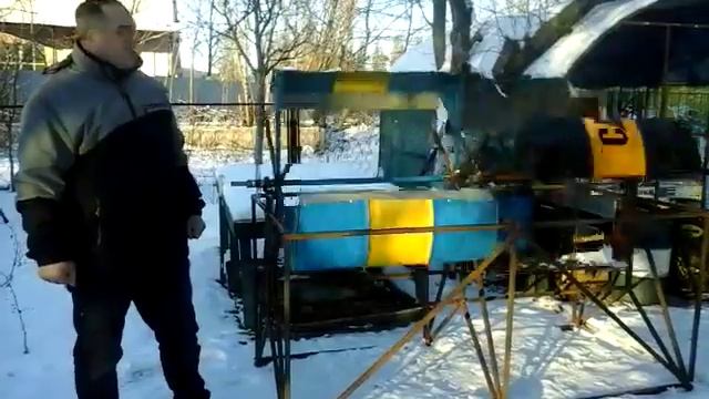 Ветровая турбина из 200-литровых бочек! смотреть онлайн