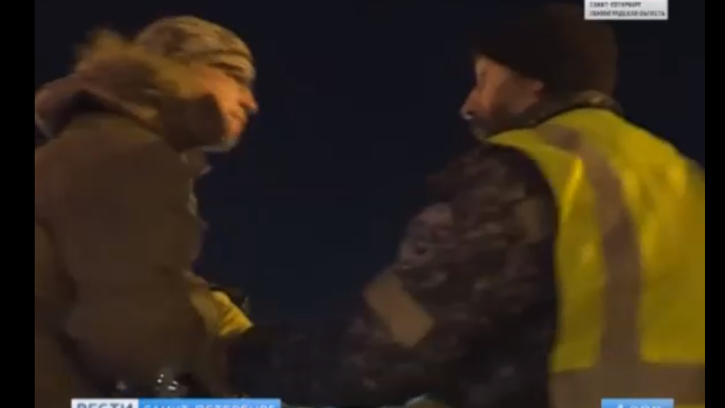 Охранники напали на съемочную группу "Вестей" смотреть онлайн