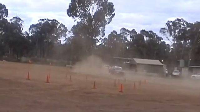 te70 corolla Vs nissan pulsar et turbo bendigo car club motorkhana смотреть онлайн