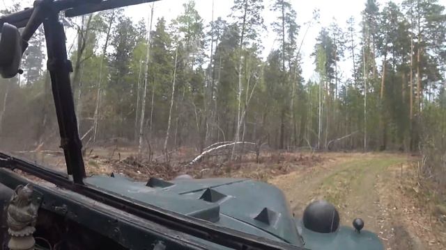 На разведку ,на ГАЗ-67. смотреть онлайн