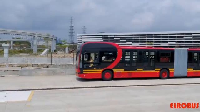 BYD представляет самый длинный электрический автобус в мире смотреть онлайн
