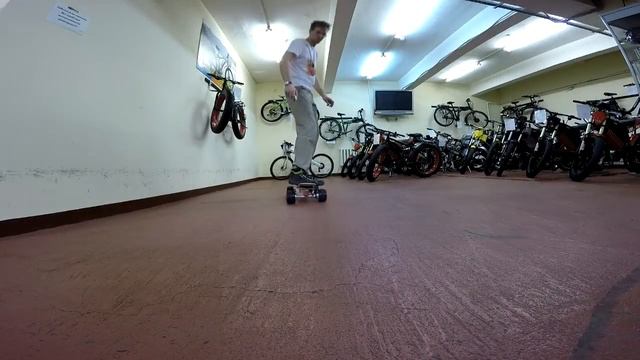 Электроскейтборд Airwheel M3 смотреть онлайн