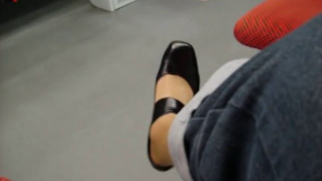Ich Filme meine Strumpfhosen in der U-Bahn смотреть онлайн