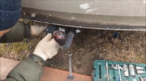 Отличный способ защитить розетку фаркопа от воды.