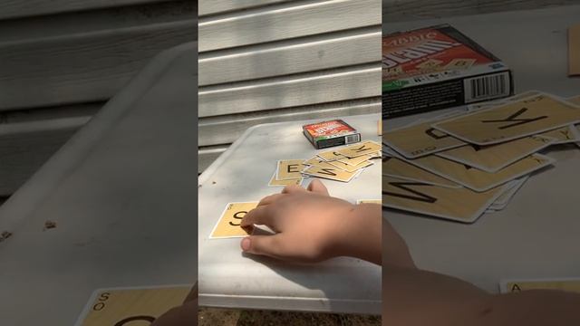 How To Play - Scrabble Slam Card Game смотреть онлайн