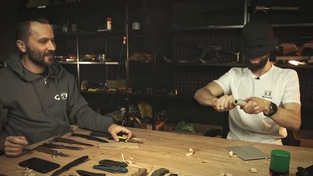 ВУГЛЕЦЕВА VS НЕРЖАВІЮЧА сталь. Подкаст Гостра Каша №9 смотреть онлайн