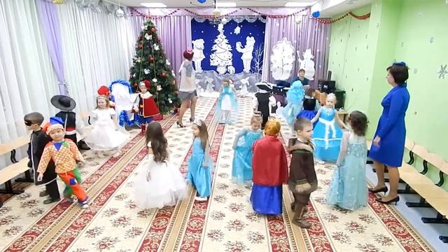 Новогодний утренник 2018. Группа Капельки. Долинск. смотреть онлайн