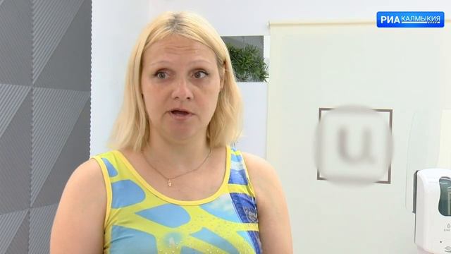 Калмыцкие приставы сделали приятный подарок мамам, которым не выплачиваются алименты смотреть онлайн