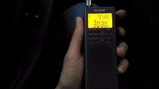 Tecsun PL-365. Слушаем АМ- радиолюбителей на 3 Мгц до начала вечернего прохождения. смотреть онлайн