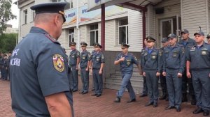 Сотрудники МЧС России в День государственного флага отмечены наградами