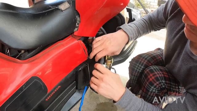 HOW TO CHANGE A HONDA PC800 FUEL PUMP #AVIDTV @AVIDTV123 смотреть онлайн