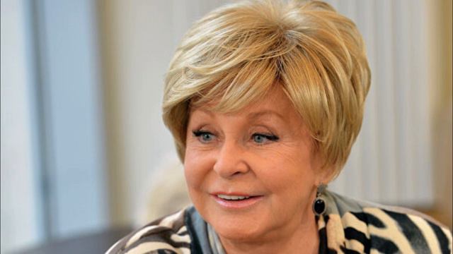 Одной ногой в могиле : вот что случилось с Лидией Федосеевой Шукшиной...