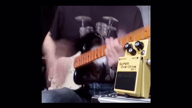 Fender Stratocaster Blackie & boss sd-1 keeley mod _ Party 3 смотреть онлайн