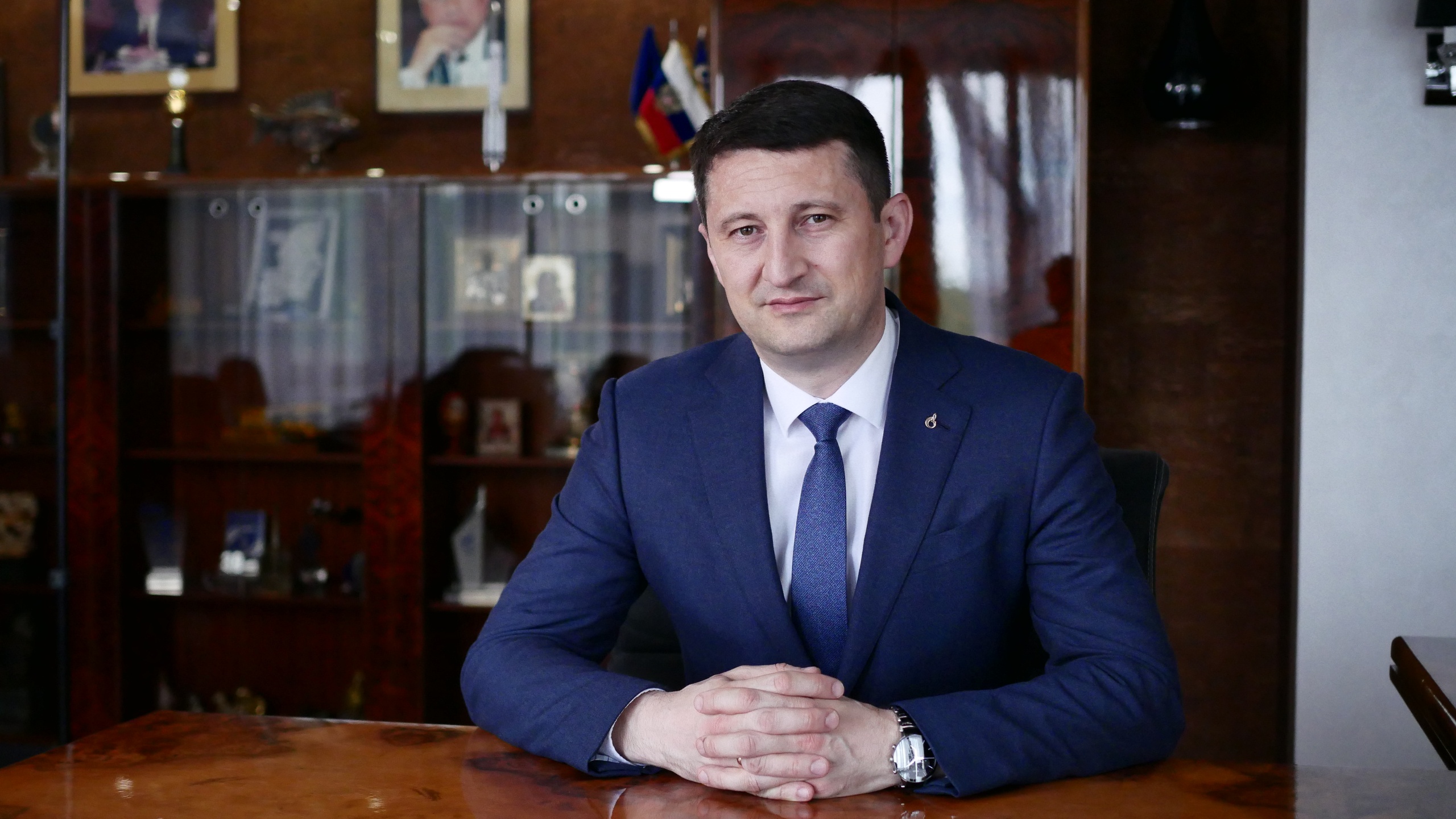 Новогоднее поздравление генерального директора ООО "Газпром трансгаз Чайковский" Алексея Олейникова смотреть онлайн