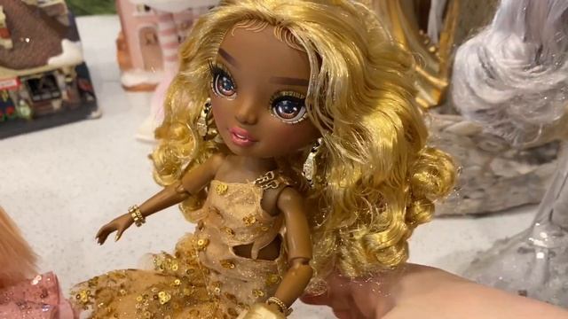 Rainbow High Rainbow Vision Rainbow Divas Unboxing ? РАСПАКОВКА РАДУЖНЫХ КУКОЛ ? ШИКАРНЫЕ ДЕВОЧКИ смотреть онлайн