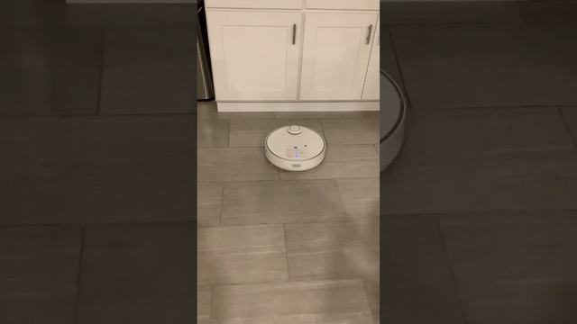 The 360 Smart Life S9 robot vacuum cleaner-Full cycle cleaning test from beginning to the end. смотреть онлайн