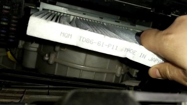 Mazda cx-9 2011 How to replace cabin filter, air filter ||• Tagalog смотреть онлайн