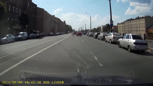 ТП с телефоном не смотрящая в зеркала смотреть онлайн