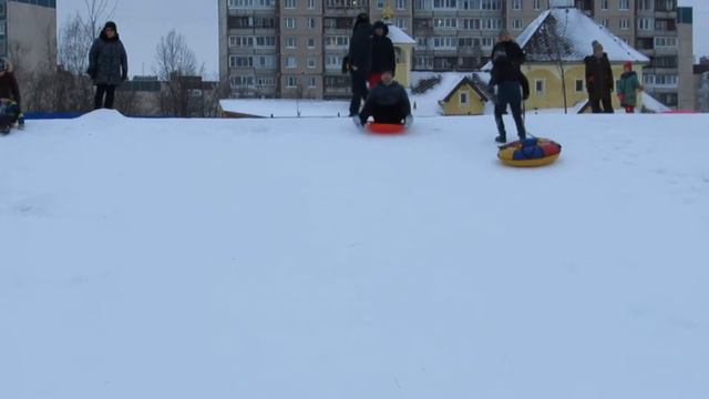 Покатушки на ледянке смотреть онлайн