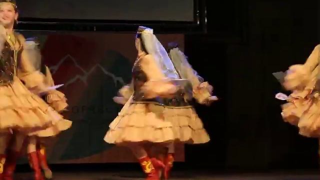 Ансамбль народного танца "Кружева" - Татарский танец смотреть онлайн