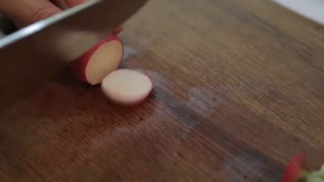 Сразу 4 вида полезных для здоровья салатов! смотреть онлайн