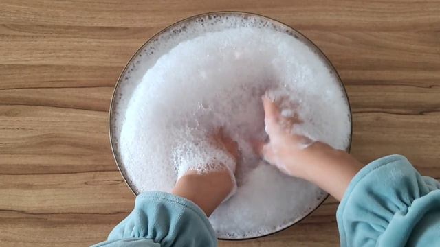 МЫЛЕНИЕ МУЖСКОГО МЫЛА от Oriflame 🧊🌊❄️ АРОМАТНОЕ МЫЛО 😍 MEN SOAPS LATHERING ❄️🌊🧊 смотреть онлайн