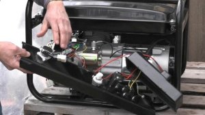 Купил, включил, удивился. Бензиновый генератор HUTER DY4000LX со стартёром.