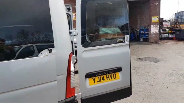 RENAULT MASTER SWB SPORT 100 6 SPEED DIESEL WHEELCHAIR ACCESS BUS 54,000MLS 0161 432 3679 SK56PH смотреть онлайн