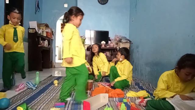 main ke rmh temannya yg 0 besar смотреть онлайн