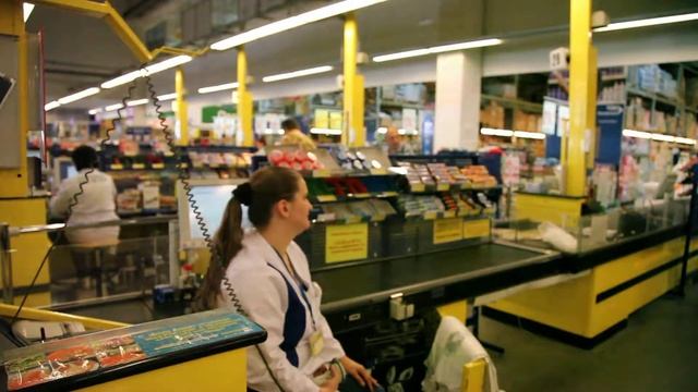 Съёмки для проекта в магазине МЕТРО смотреть онлайн