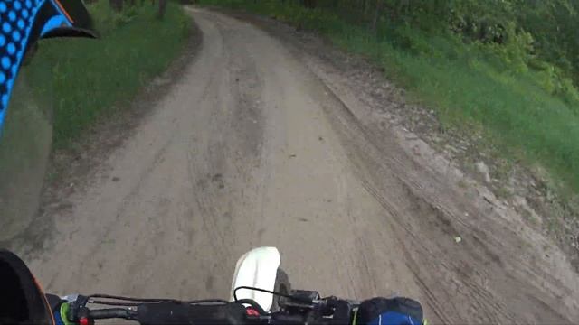 Первая покатушка на питбайке. Рейсер200 троит смотреть онлайн