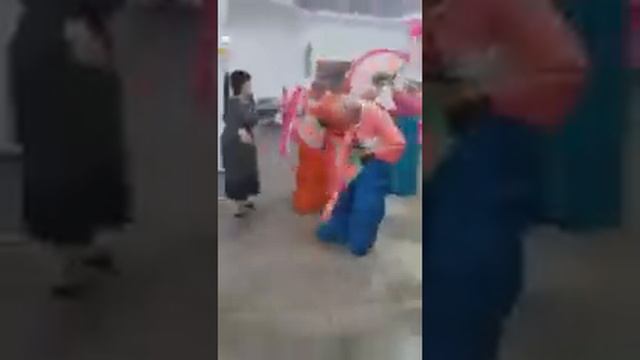8 марта 2019г.Поздрааление от мужчин. смотреть онлайн