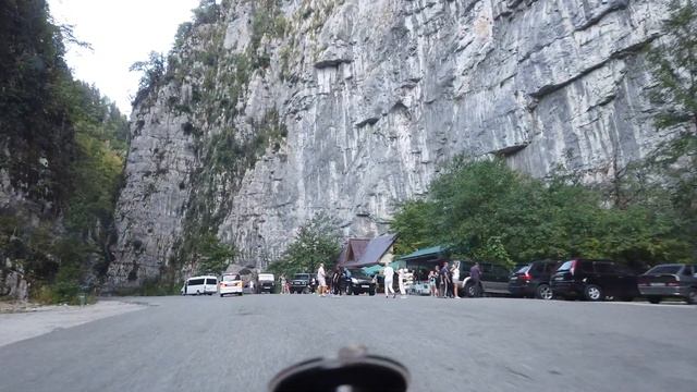 АБХАЗИЯ: ОЗЕРО РИЦА, ДОРОГА К ОЗЕРУ, ГОЛУБОЕ ОЗЕРО смотреть онлайн