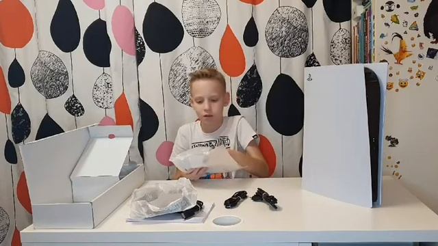 PlayStation 5 (Плейстейшн 5) РАСПАКОВКА!!! смотреть онлайн