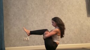 Титтибхасана - поза светлячка✨ подводящие упражнения.