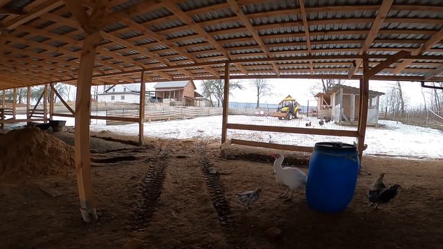 ТОННЫ ПЕСКА В ПТИЧНИКЕ ! [Жизнь в деревне] смотреть онлайн